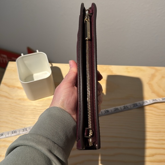 ♠️Kate Spade clutch converts to cross bag - Picture 5 of 16